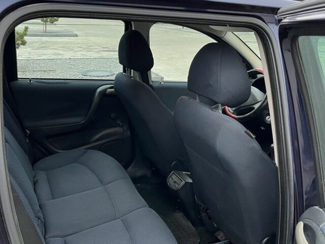 Синий Фиат Стило, объемом двигателя 1.9 л и пробегом 267 тыс. км за 3700 $, фото 10 на Automoto.ua