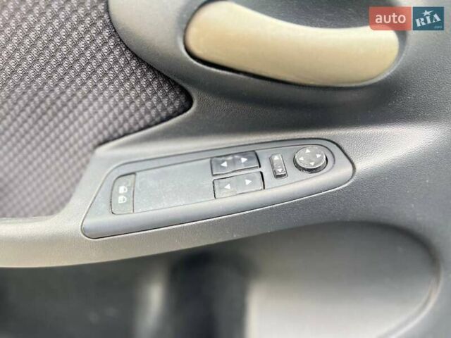 Синій Фіат Стіло, об'ємом двигуна 1.6 л та пробігом 350 тис. км за 2700 $, фото 11 на Automoto.ua