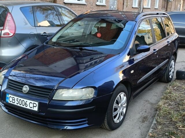 Синий Фиат Стило, объемом двигателя 1.6 л и пробегом 155 тыс. км за 3999 $, фото 1 на Automoto.ua