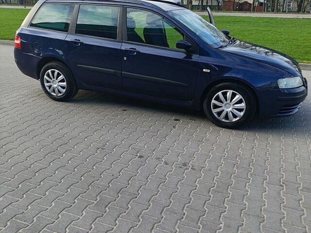 Синій Фіат Стіло, об'ємом двигуна 1.6 л та пробігом 156 тис. км за 3900 $, фото 1 на Automoto.ua