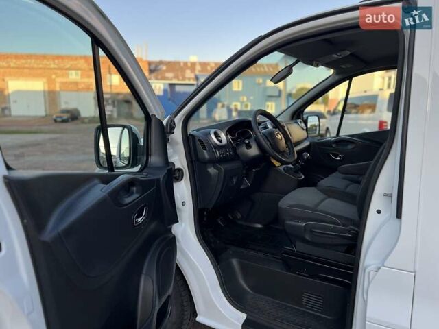 Белый Фиат Таленто, объемом двигателя 1.6 л и пробегом 175 тыс. км за 13950 $, фото 4 на Automoto.ua