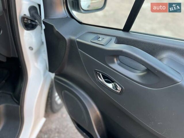 Белый Фиат Таленто, объемом двигателя 1.6 л и пробегом 175 тыс. км за 13950 $, фото 22 на Automoto.ua