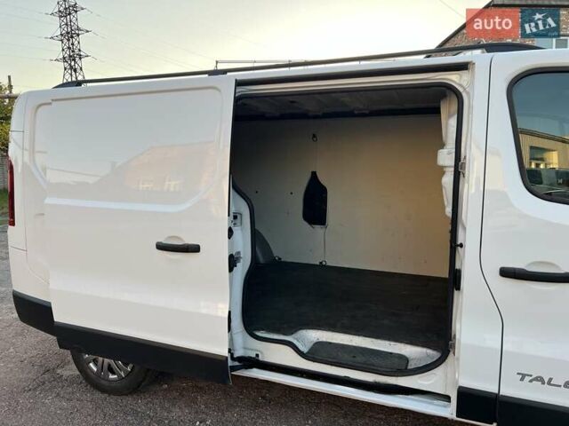 Белый Фиат Таленто, объемом двигателя 1.6 л и пробегом 175 тыс. км за 13950 $, фото 17 на Automoto.ua