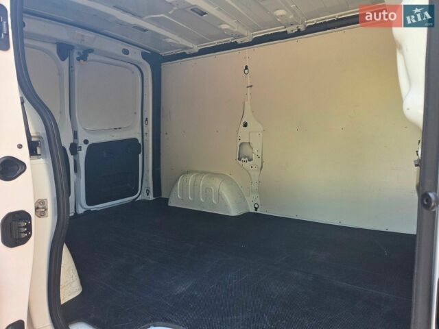 Белый Фиат Таленто, объемом двигателя 1.6 л и пробегом 222 тыс. км за 12200 $, фото 14 на Automoto.ua