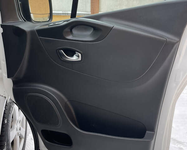 Белый Фиат Таленто, объемом двигателя 2 л и пробегом 294 тыс. км за 15900 $, фото 19 на Automoto.ua