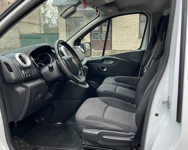 Белый Фиат Таленто, объемом двигателя 2 л и пробегом 217 тыс. км за 17450 $, фото 11 на Automoto.ua