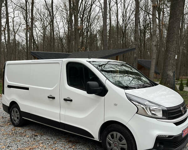 Белый Фиат Таленто, объемом двигателя 2 л и пробегом 217 тыс. км за 17750 $, фото 3 на Automoto.ua