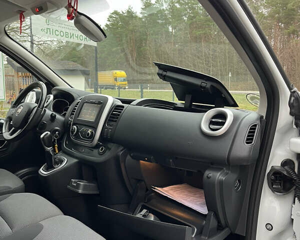 Белый Фиат Таленто, объемом двигателя 2 л и пробегом 217 тыс. км за 17750 $, фото 26 на Automoto.ua