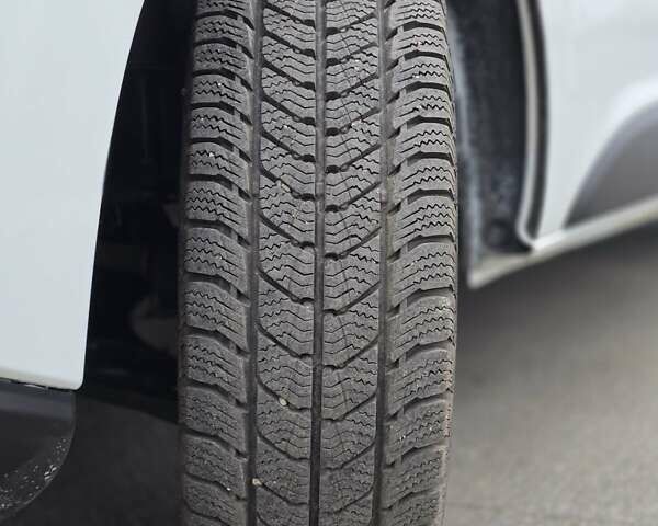 Белый Фиат Таленто, объемом двигателя 2 л и пробегом 187 тыс. км за 16900 $, фото 51 на Automoto.ua