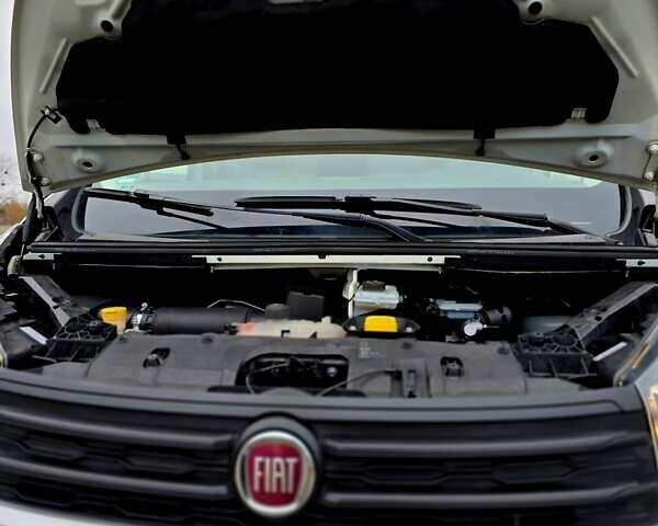 Белый Фиат Таленто, объемом двигателя 2 л и пробегом 187 тыс. км за 16900 $, фото 35 на Automoto.ua