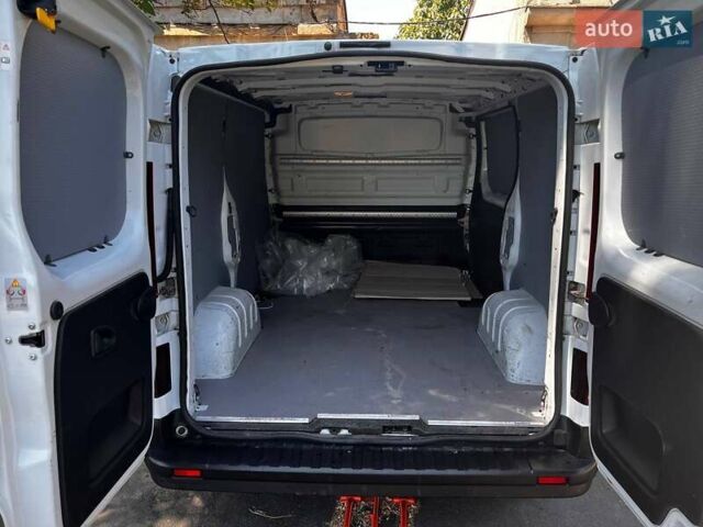 Белый Фиат Таленто, объемом двигателя 1.6 л и пробегом 165 тыс. км за 14500 $, фото 5 на Automoto.ua