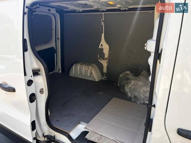 Белый Фиат Таленто, объемом двигателя 1.6 л и пробегом 165 тыс. км за 14500 $, фото 4 на Automoto.ua