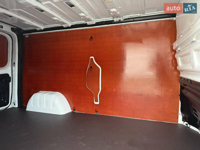 Белый Фиат Таленто, объемом двигателя 2 л и пробегом 130 тыс. км за 19600 $, фото 46 на Automoto.ua