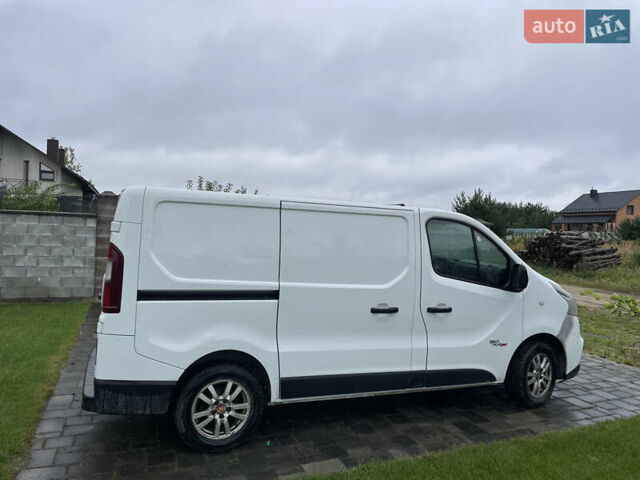 Белый Фиат Таленто, объемом двигателя 1.6 л и пробегом 313 тыс. км за 12000 $, фото 1 на Automoto.ua