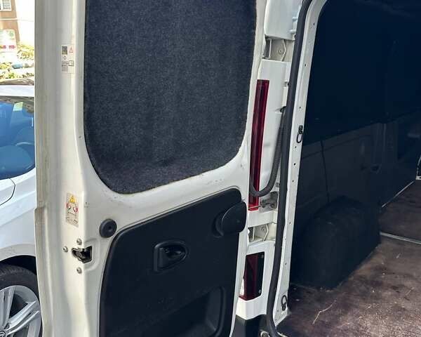 Белый Фиат Таленто, объемом двигателя 1.6 л и пробегом 206 тыс. км за 16000 $, фото 40 на Automoto.ua