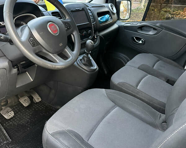 Белый Фиат Таленто, объемом двигателя 1.6 л и пробегом 185 тыс. км за 12500 $, фото 1 на Automoto.ua