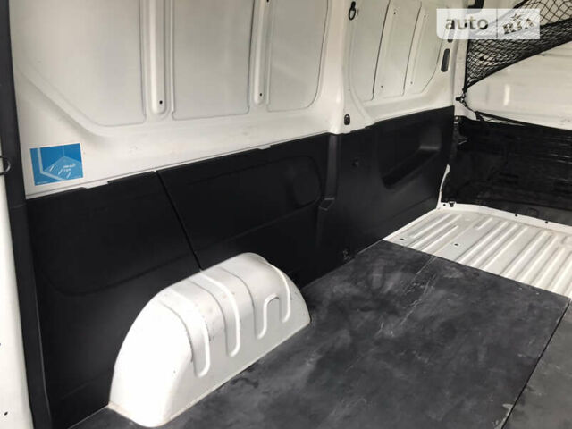 Белый Фиат Таленто, объемом двигателя 1.6 л и пробегом 153 тыс. км за 11800 $, фото 27 на Automoto.ua