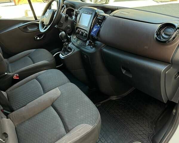 Белый Фиат Таленто, объемом двигателя 1.6 л и пробегом 206 тыс. км за 16000 $, фото 24 на Automoto.ua