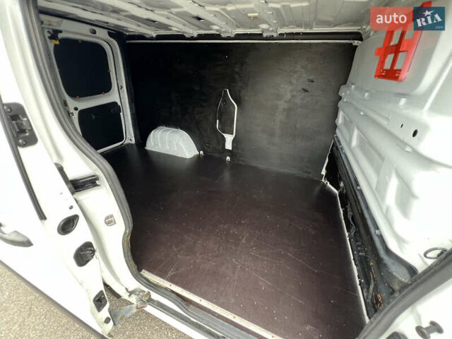 Білий Фіат Талєнто, об'ємом двигуна 2 л та пробігом 114 тис. км за 19000 $, фото 15 на Automoto.ua