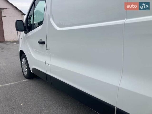 Белый Фиат Таленто, объемом двигателя 2 л и пробегом 237 тыс. км за 14790 $, фото 12 на Automoto.ua