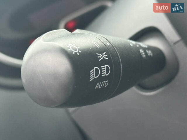 Белый Фиат Таленто, объемом двигателя 2 л и пробегом 168 тыс. км за 19550 $, фото 64 на Automoto.ua