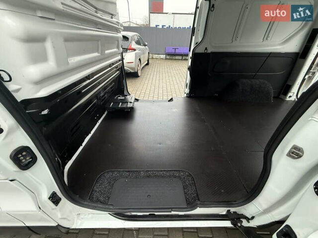 Белый Фиат Таленто, объемом двигателя 2 л и пробегом 168 тыс. км за 19550 $, фото 36 на Automoto.ua