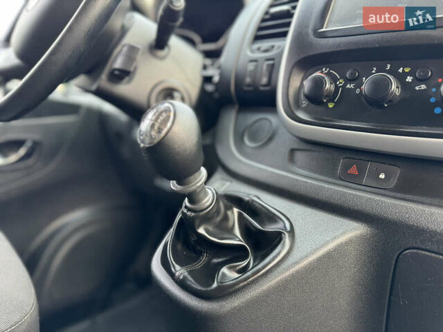 Черный Фиат Таленто, объемом двигателя 1.6 л и пробегом 218 тыс. км за 16800 $, фото 46 на Automoto.ua