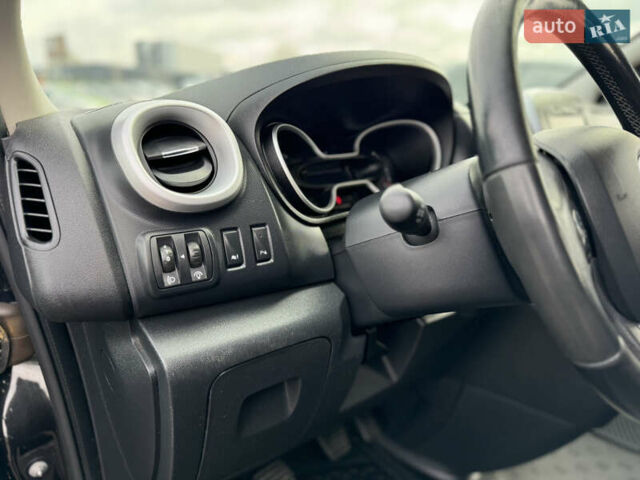 Черный Фиат Таленто, объемом двигателя 1.6 л и пробегом 218 тыс. км за 16800 $, фото 52 на Automoto.ua