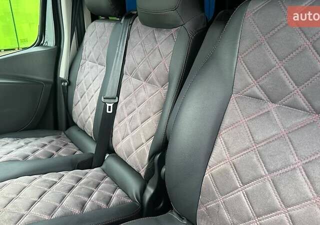 Чорний Фіат Талєнто, об'ємом двигуна 2 л та пробігом 152 тис. км за 21800 $, фото 19 на Automoto.ua