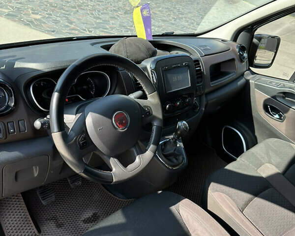 Серый Фиат Таленто, объемом двигателя 1.6 л и пробегом 226 тыс. км за 19000 $, фото 19 на Automoto.ua