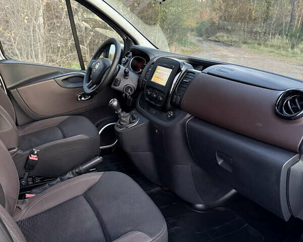 Серый Фиат Таленто, объемом двигателя 1.6 л и пробегом 260 тыс. км за 15300 $, фото 12 на Automoto.ua