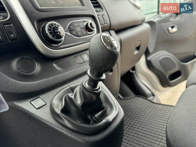 Серый Фиат Таленто, объемом двигателя 1.6 л и пробегом 178 тыс. км за 16800 $, фото 80 на Automoto.ua