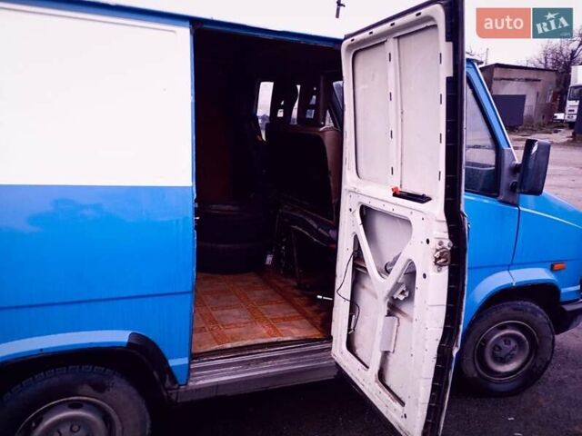 Синий Фиат Таленто, объемом двигателя 1.93 л и пробегом 244 тыс. км за 2277 $, фото 7 на Automoto.ua