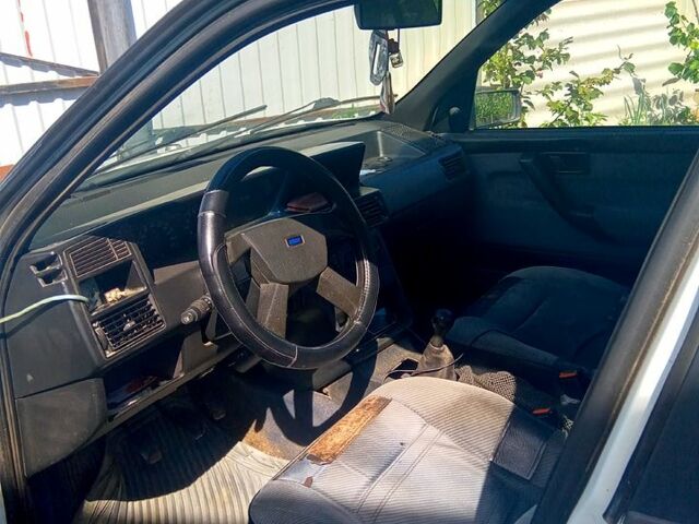 Белый Фиат Темпра, объемом двигателя 1.9 л и пробегом 0 тыс. км за 1000 $, фото 3 на Automoto.ua