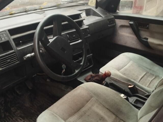 Фіат Темпра 1991 у Черкасах на Automoto.ua Червоний Фіат Темпра, об'ємом двигуна 1 л та пробігом 150 тис. км за 214 $, фото 4 на Automoto.ua