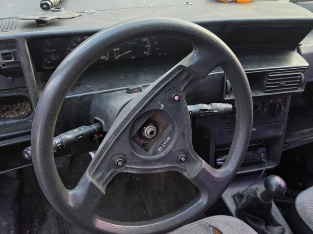 Красный Фиат Темпра, объемом двигателя 1 л и пробегом 513 тыс. км за 452 $, фото 5 на Automoto.ua