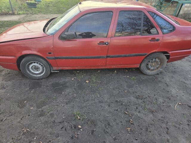 Красный Фиат Темпра, объемом двигателя 1 л и пробегом 513 тыс. км за 452 $, фото 2 на Automoto.ua