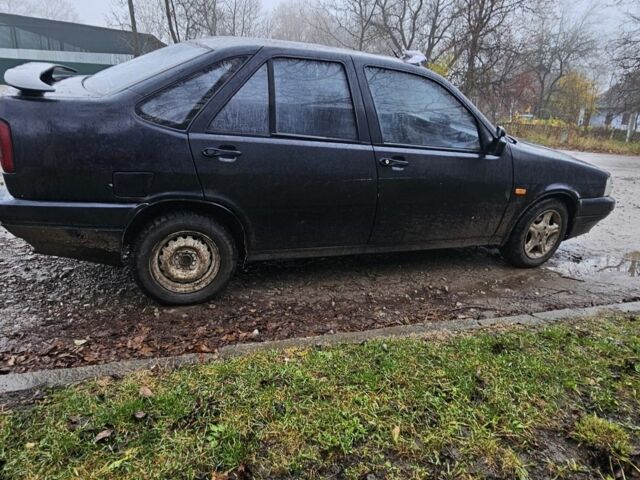 Красный Фиат Темпра, объемом двигателя 1.6 л и пробегом 280 тыс. км за 1100 $, фото 3 на Automoto.ua