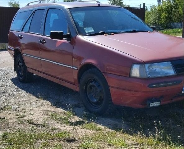 Червоний Фіат Темпра, об'ємом двигуна 1.9 л та пробігом 300 тис. км за 700 $, фото 1 на Automoto.ua