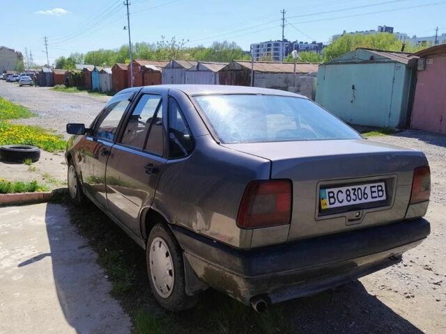 Серый Фиат Темпра, объемом двигателя 2 л и пробегом 300 тыс. км за 944 $, фото 2 на Automoto.ua