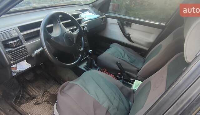 Фіат Темпра 1994 у Дніпро (Дніпропетровську) на Automoto.ua Сірий Фіат Темпра, об'ємом двигуна 1.58 л та пробігом 200 тис. км за 1200 $, фото 6 на Automoto.ua