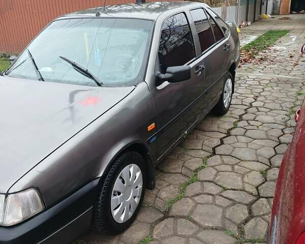 Серый Фиат Темпра, объемом двигателя 1.6 л и пробегом 1 тыс. км за 1050 $, фото 2 на Automoto.ua
