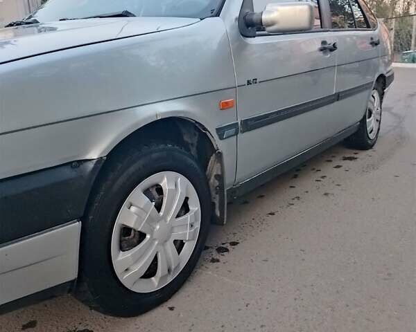 Сірий Фіат Темпра, об'ємом двигуна 1.6 л та пробігом 227 тис. км за 1900 $, фото 5 на Automoto.ua