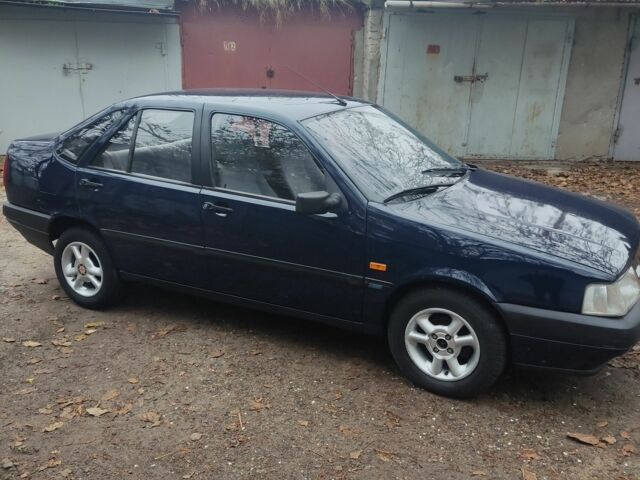 Синий Фиат Темпра, объемом двигателя 1.6 л и пробегом 198 тыс. км за 1500 $, фото 1 на Automoto.ua