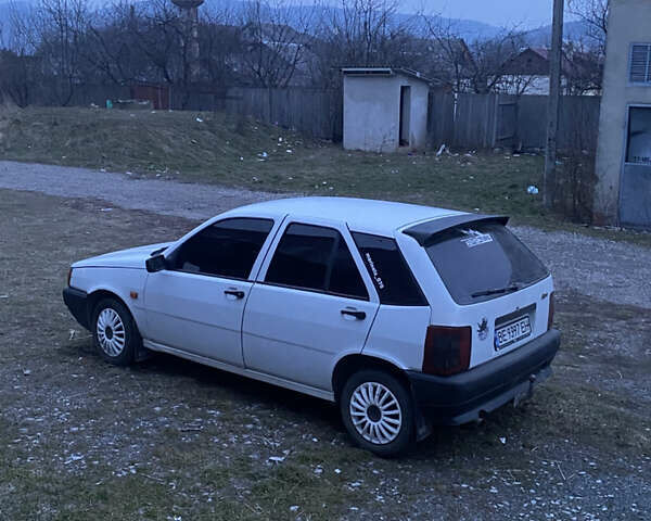 Белый Фиат Типо, объемом двигателя 1.35 л и пробегом 285 тыс. км за 1200 $, фото 9 на Automoto.ua
