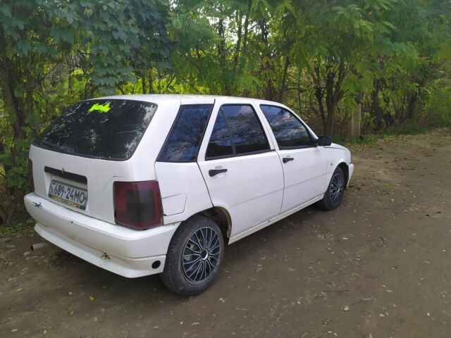 Білий Фіат Тіпо, об'ємом двигуна 1 л та пробігом 338 тис. км за 850 $, фото 2 на Automoto.ua