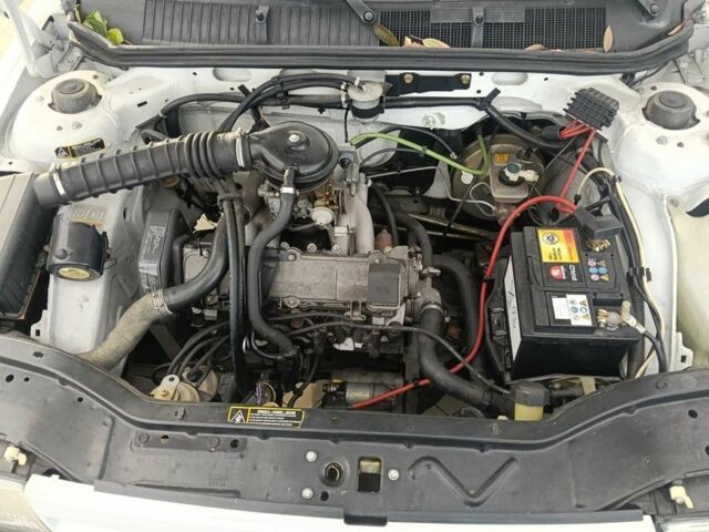 Белый Фиат Типо, объемом двигателя 1.4 л и пробегом 127 тыс. км за 900 $, фото 4 на Automoto.ua