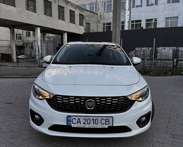Білий Фіат Тіпо, об'ємом двигуна 1.37 л та пробігом 127 тис. км за 6500 $, фото 1 на Automoto.ua