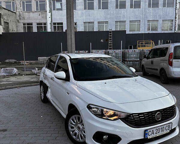 Білий Фіат Тіпо, об'ємом двигуна 1.37 л та пробігом 127 тис. км за 6500 $, фото 9 на Automoto.ua