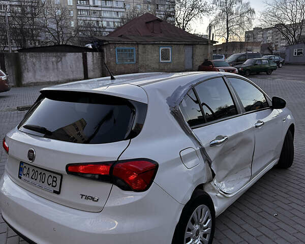 Білий Фіат Тіпо, об'ємом двигуна 1.37 л та пробігом 127 тис. км за 6500 $, фото 11 на Automoto.ua